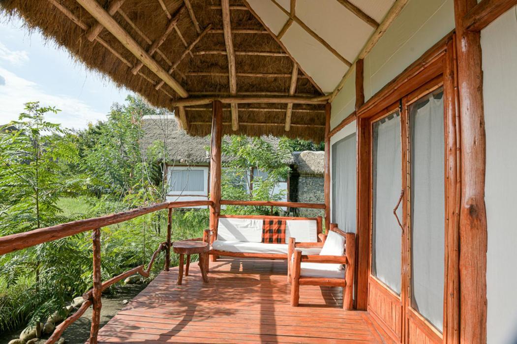 Kazinga Wilderness Safari Camp Hotel คาเซเซ ภายนอก รูปภาพ
