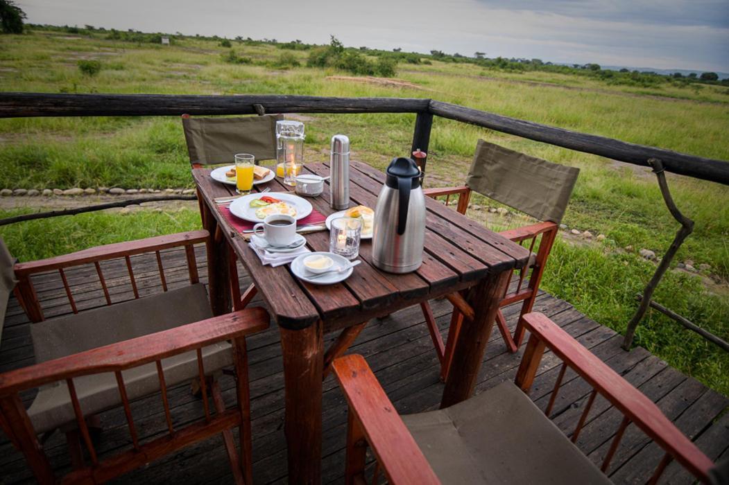 Kazinga Wilderness Safari Camp Hotel คาเซเซ ภายนอก รูปภาพ